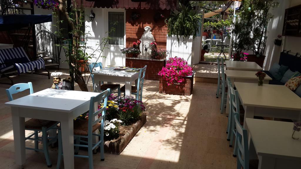 Cunda Altay Hotel Аявали Екстериор снимка