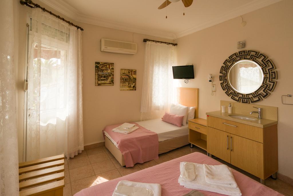 Cunda Altay Hotel Аявали Екстериор снимка
